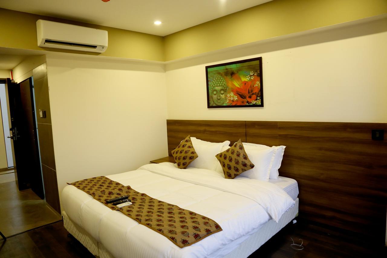 Deluxe Room,916772326:JPEG